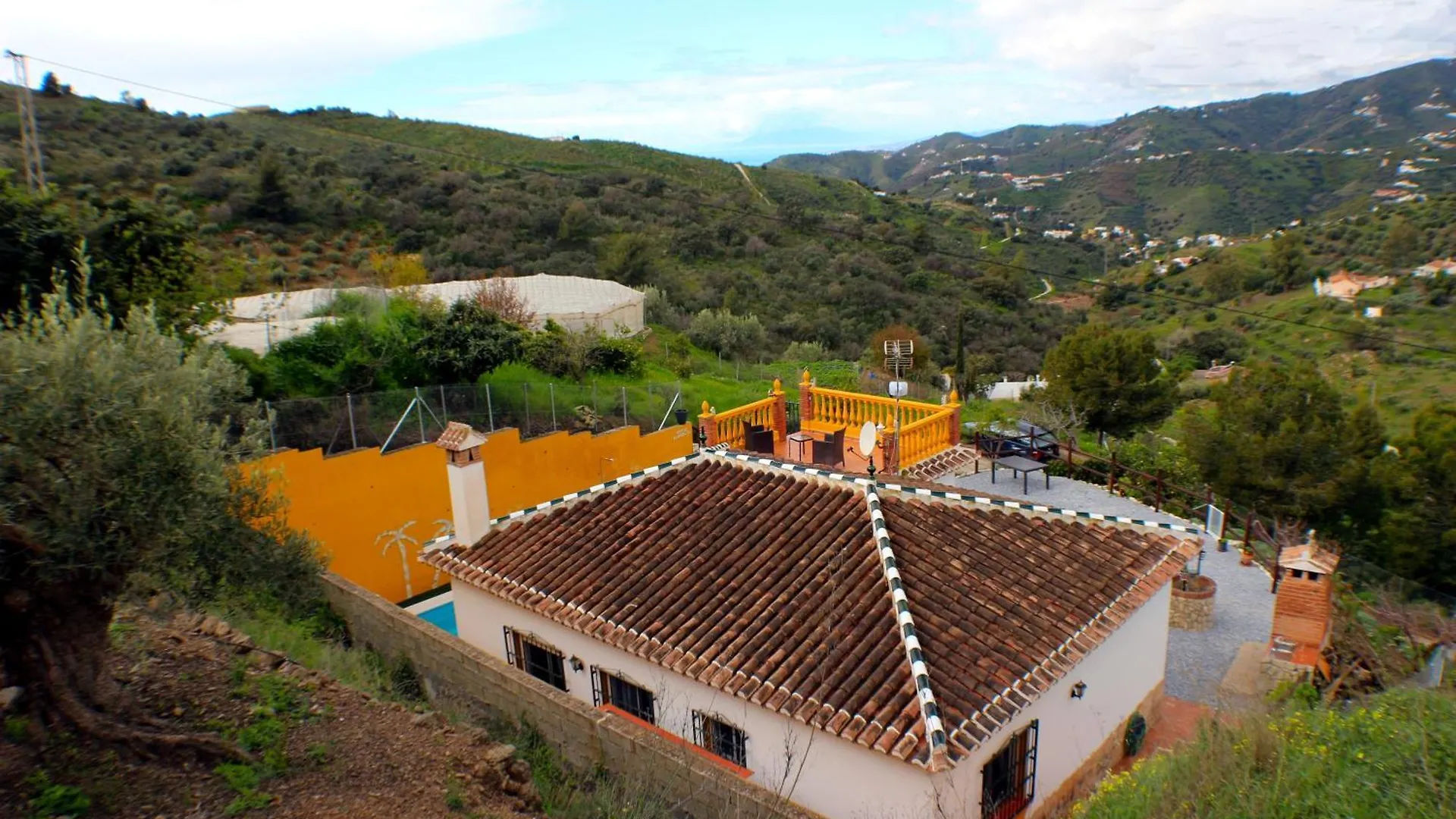 Дом отдыха Вилла El Ranchito, Playa A 10 Min, Piscina, Bbq, Chimenea, Vistas, Terraza, Aparcamiento Торрокс-Коста